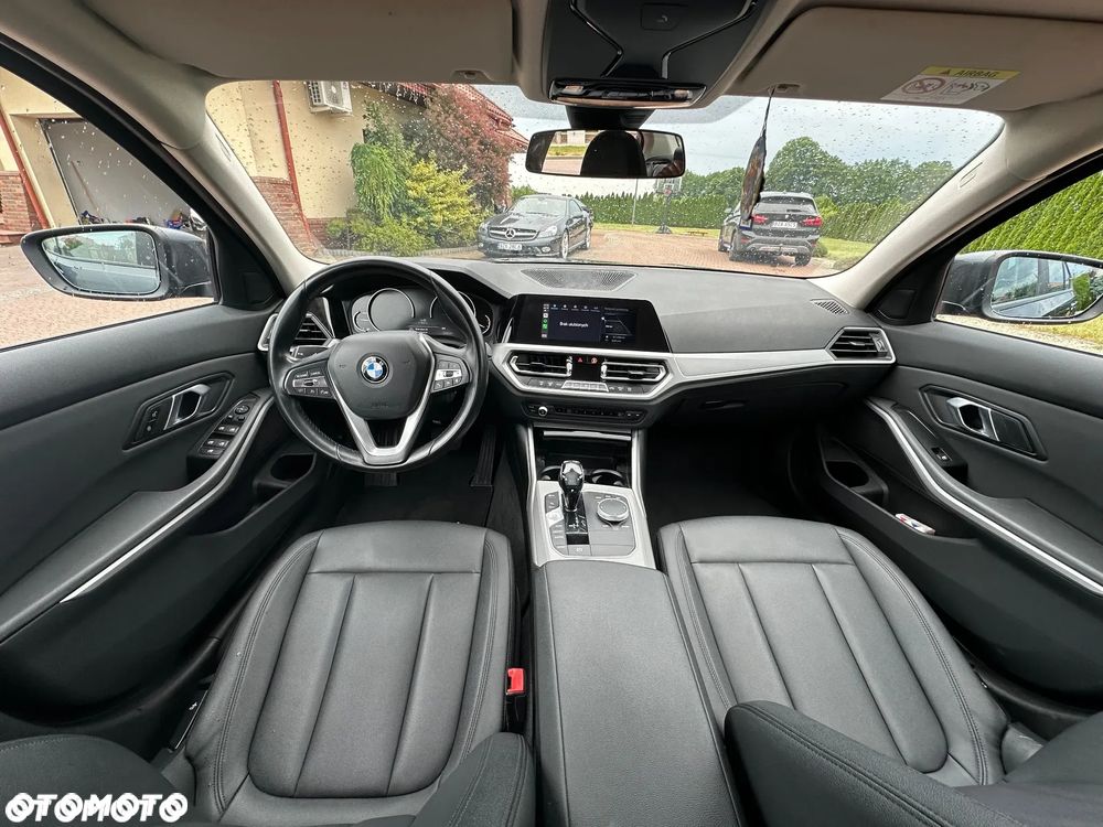 BMW Seria 3 318d Edition Luxury Line Purity - 10
