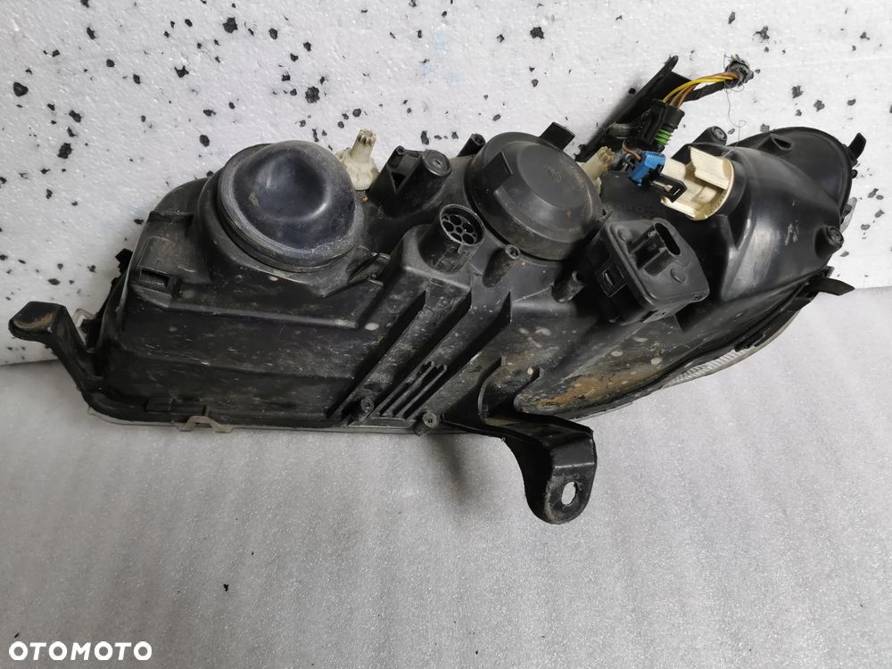 Opel Omega B Lampa prawy przód przednia prawa EUROPA - 8