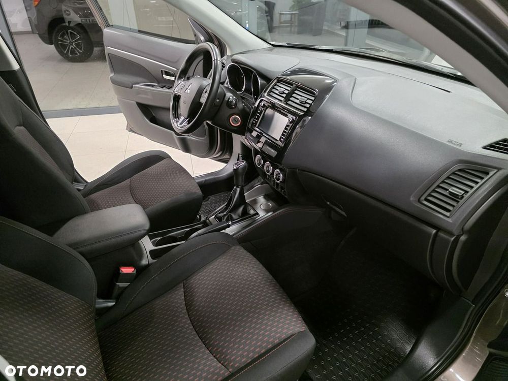 Mitsubishi ASX 1.6 2WD Comfort Edition - 16