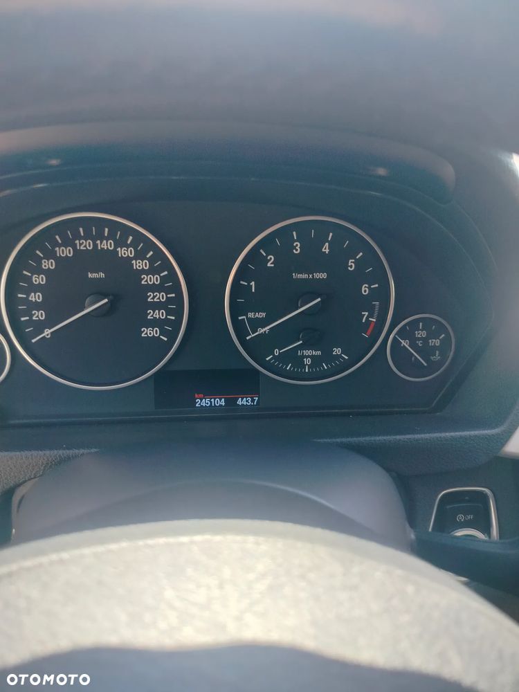BMW Seria 3 316i - 4
