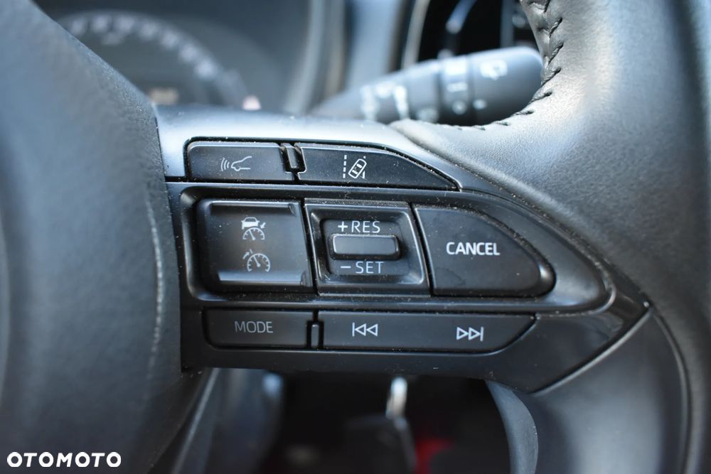 Toyota Aygo x.shift x-play connect - 20