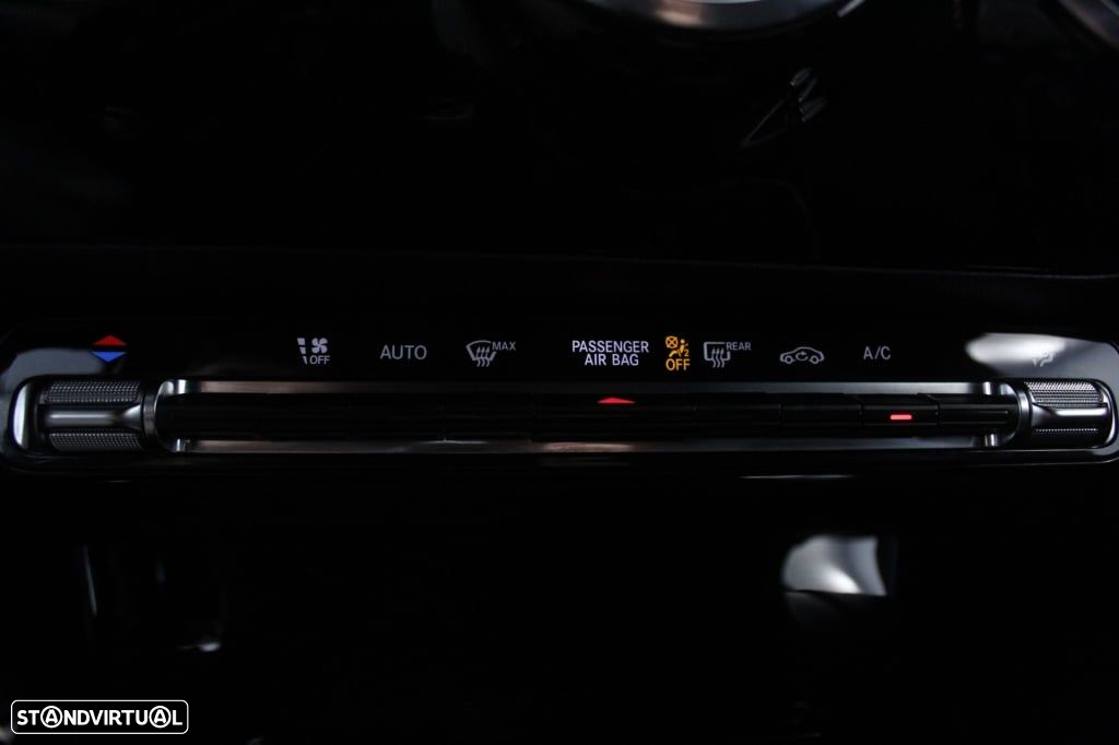 Mercedes-Benz CLA 180 d Shooting Brake AMG Line Aut. - 29