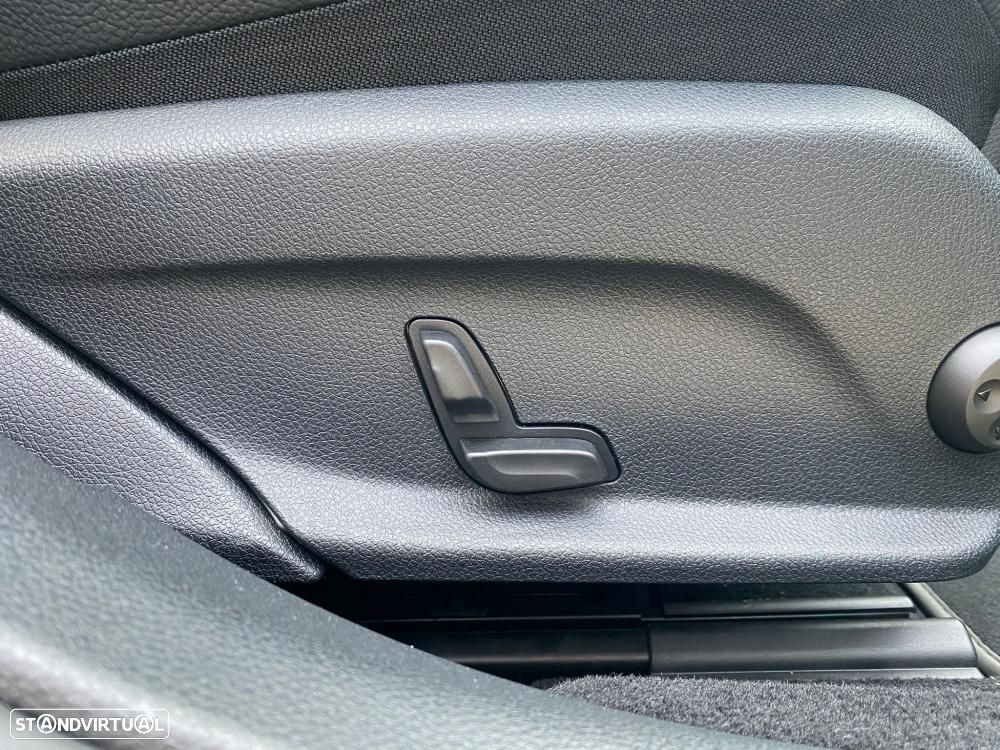 Mercedes-Benz E 300 - 12