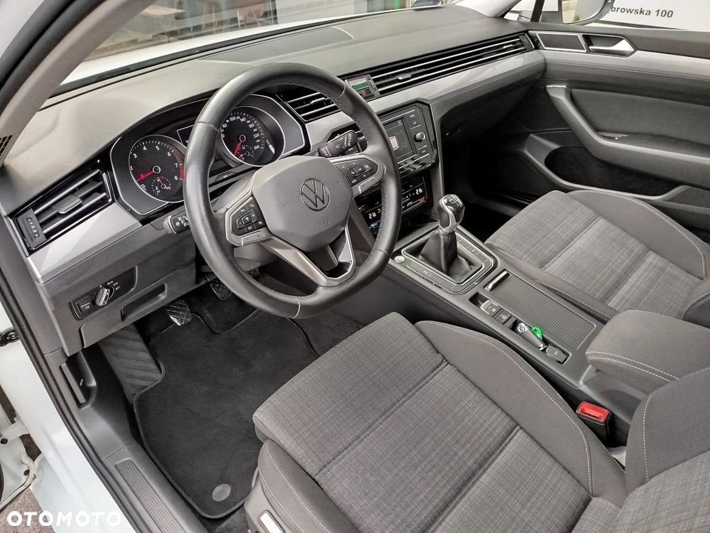 Volkswagen Passat 1.5 TSI EVO Business - 11