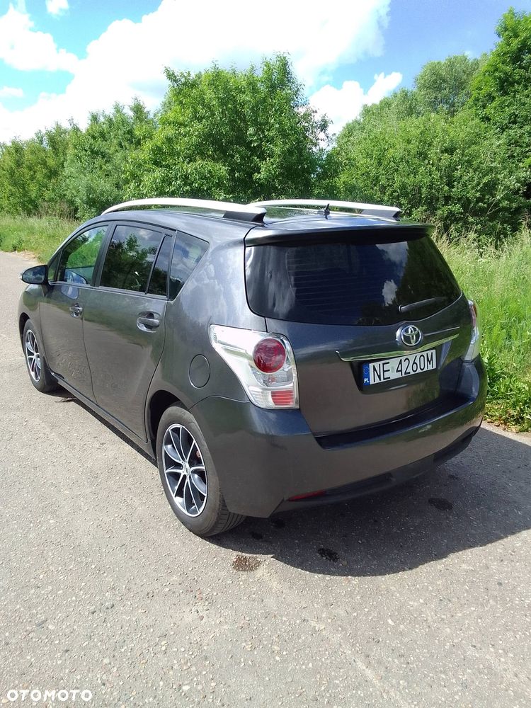 Toyota Verso 1.6 D-4D Premium 7os EU6 - 4