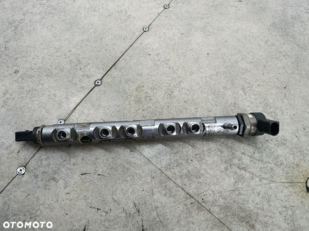 LISTWA WTRYSKOWA DIESEL BMW 1 E87 7809127 0445214182  BOSCH 2.0 D 118d - 5