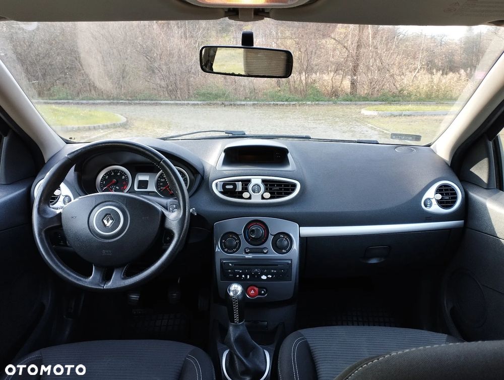 Renault Clio 1.2 16V Alize Euro5 - 20