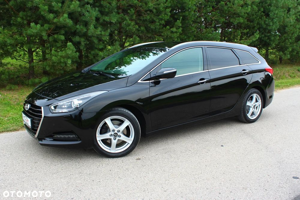 Hyundai i40 Kombi 1.7 CRDi DCT Premium - 8