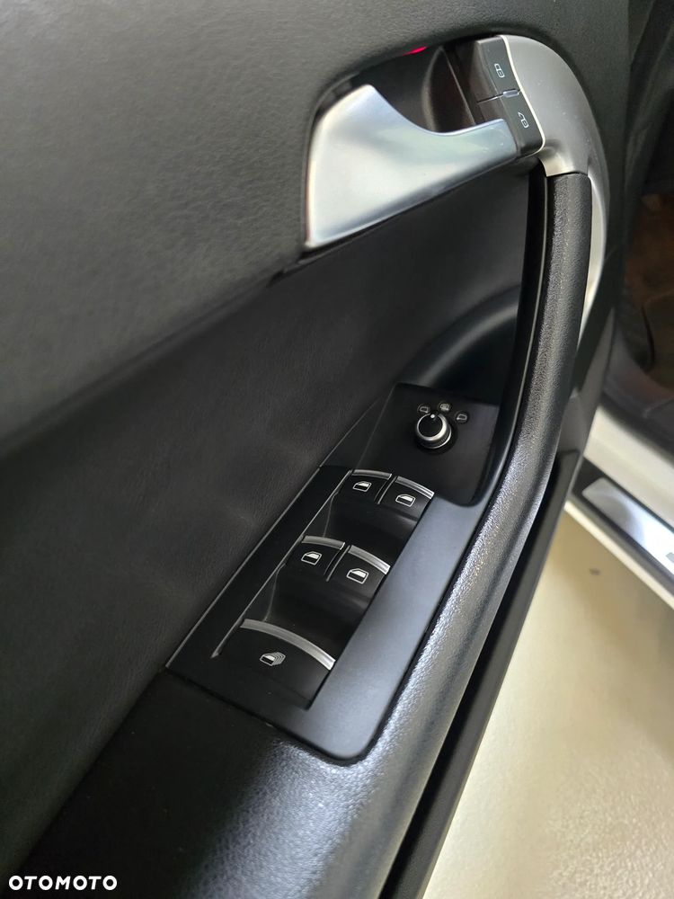 Audi A3 Cabrio 2.0 TDI DPF S tronic S Line Sportpaket (plus) - 19