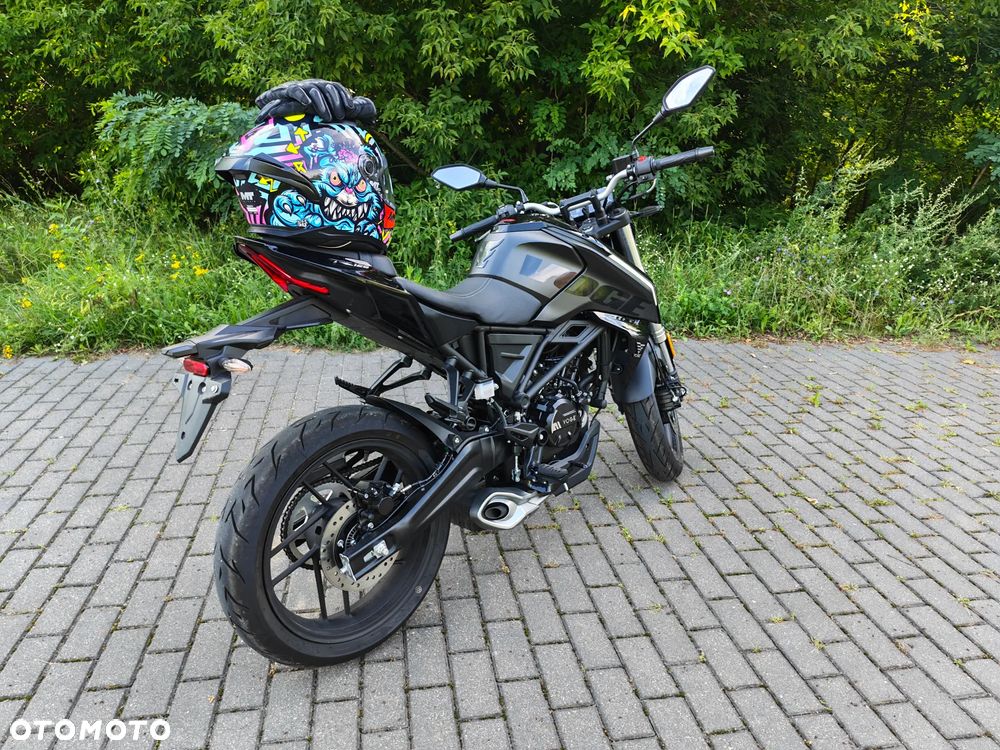 VOGE R125 - 5