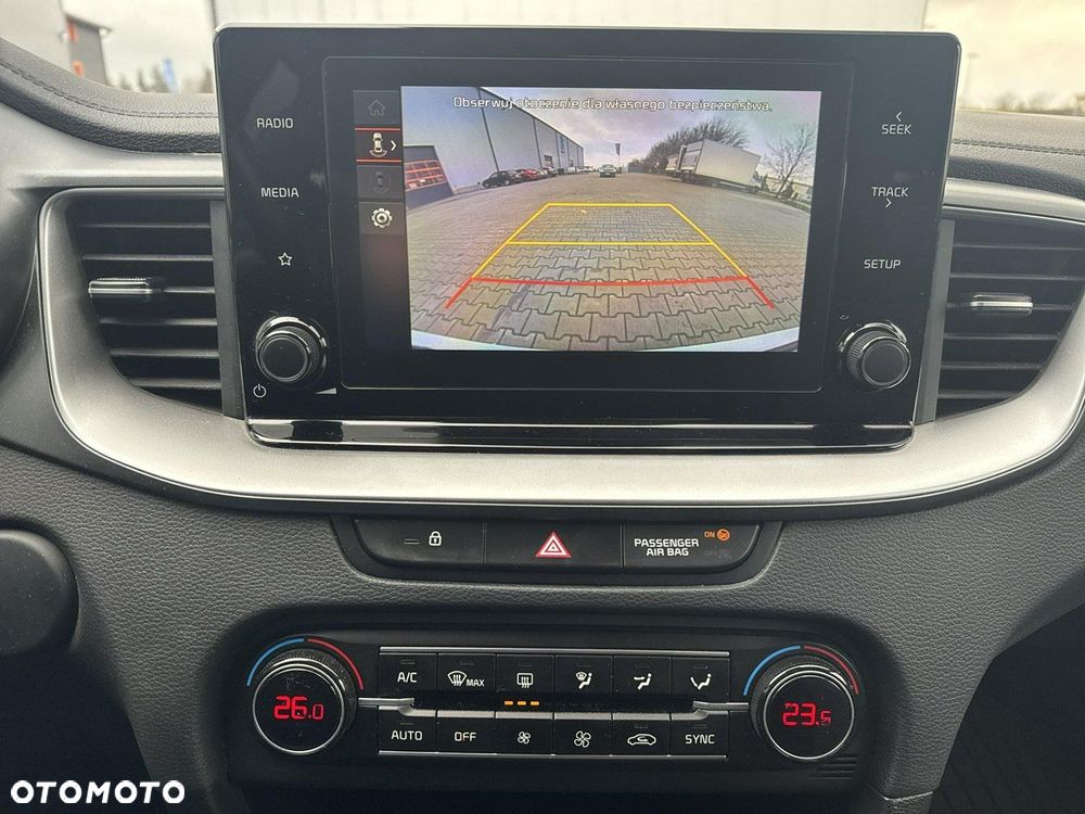 Kia Ceed 1.5 T-GDI M DCT - 26