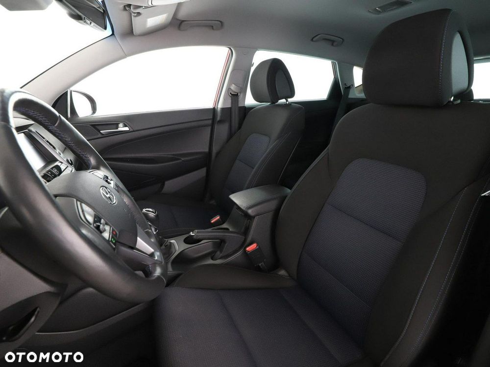 Hyundai Tucson blue 1.6 GDi 2WD Intro Edition - 14