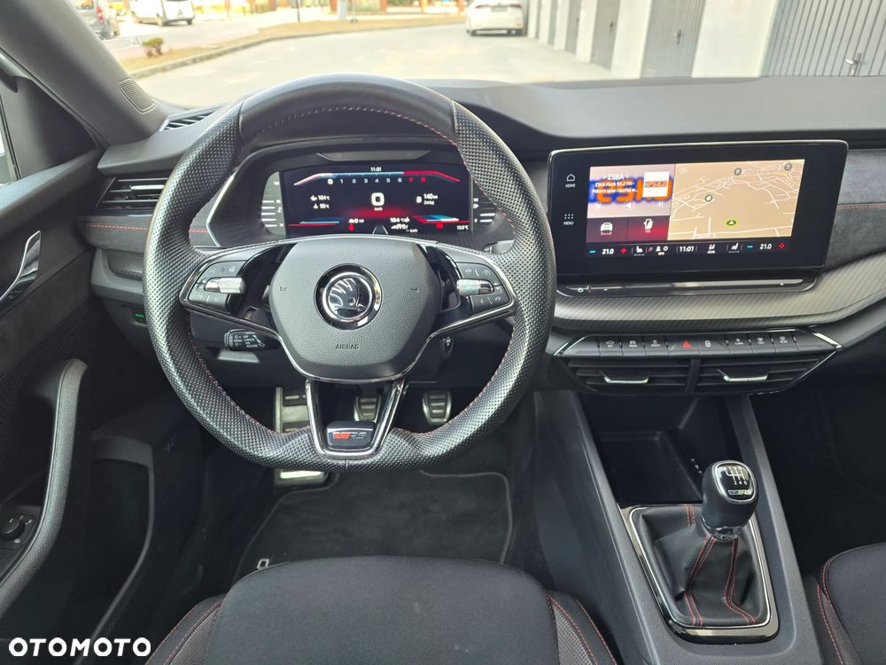 Skoda Octavia 2.0 TSI RS - 28