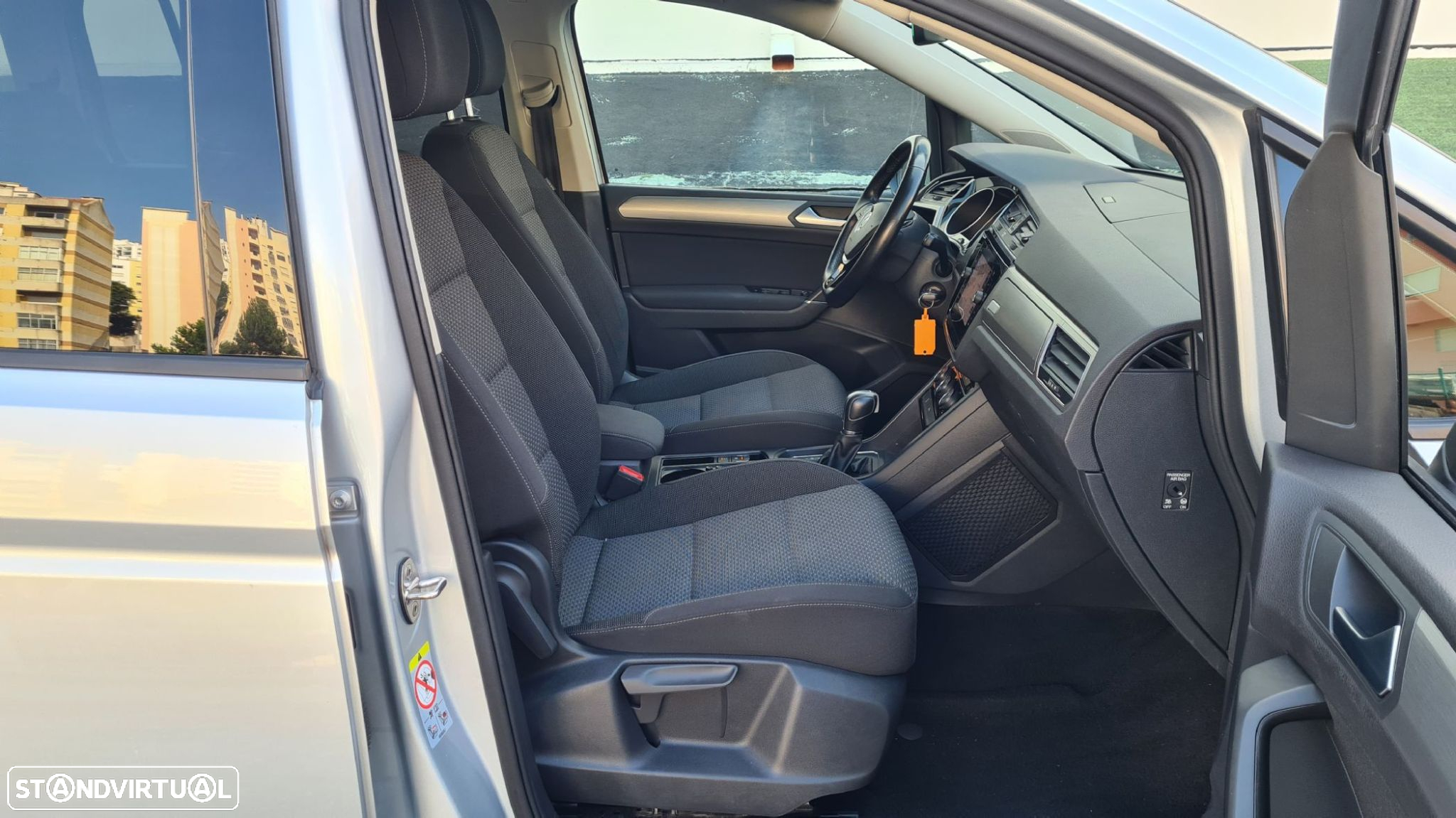 VW Touran 1.6 TDI Confortline DSG - 34