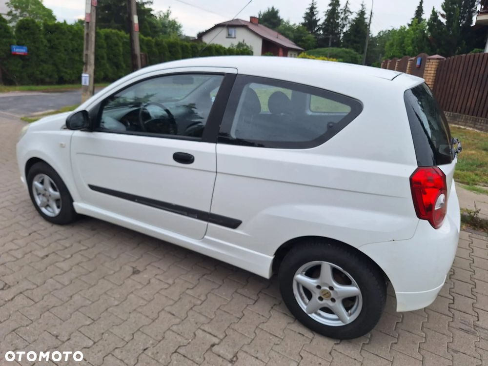 Chevrolet Aveo 1.2 16V Base+ - 33