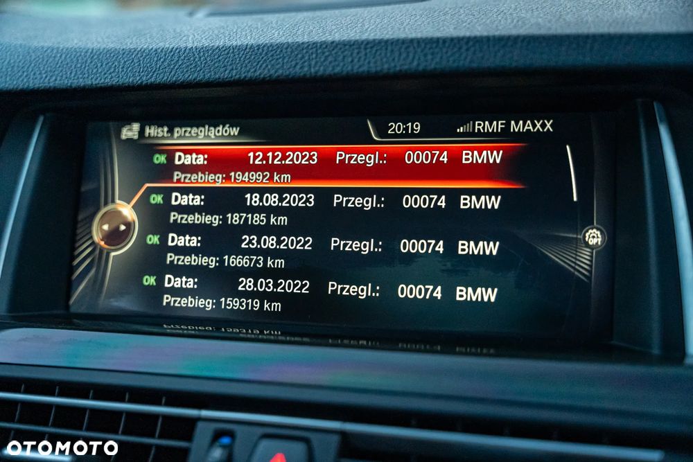 BMW Seria 5 530d xDrive - 24