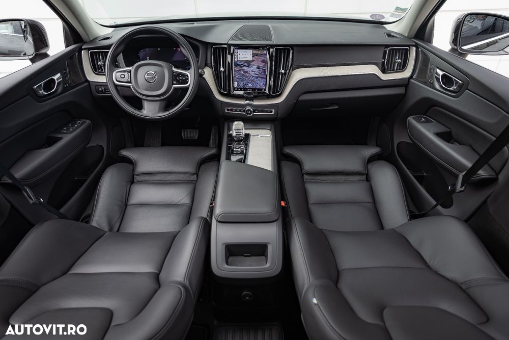 Volvo XC 60 Recharge T6 Twin Engine eAWD Inscription Expression - 23