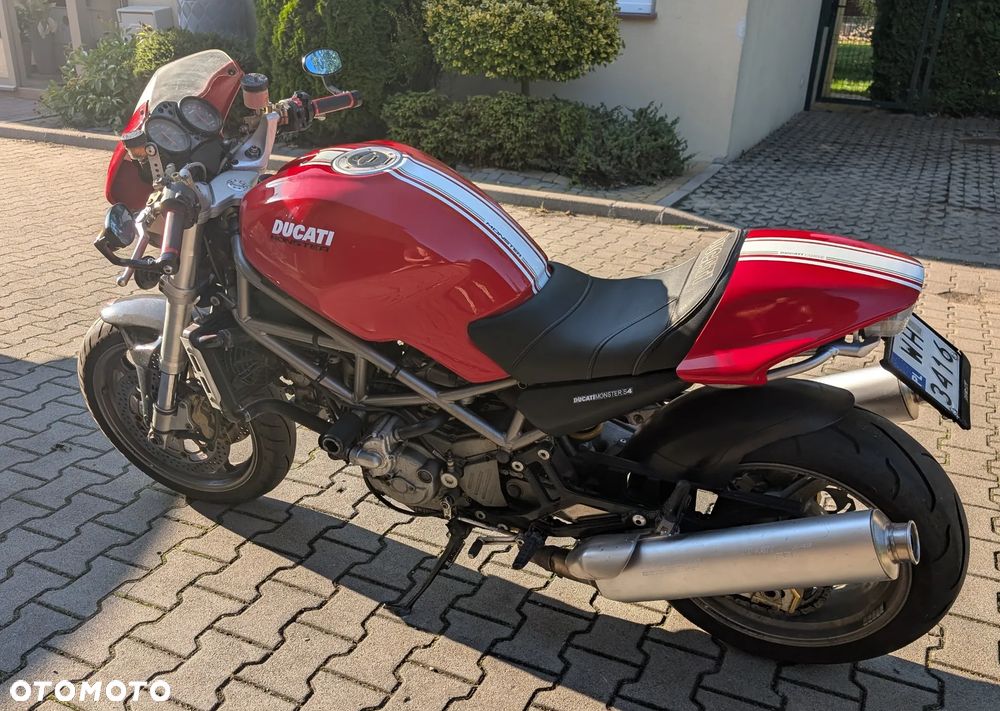 Ducati Monster - 4