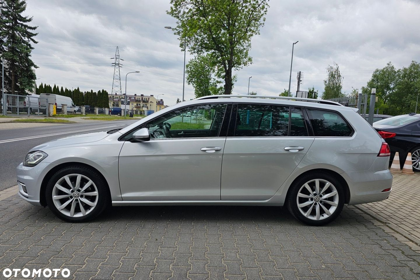 Volkswagen Golf - 13