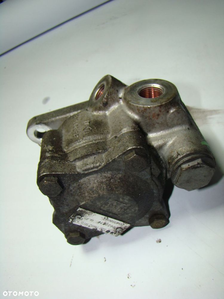 pompa wspomagania iveco daily 2.3 euro 5 504088697 7682955133 - 3