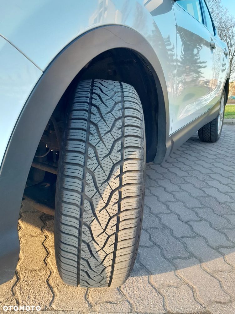 Nissan Qashqai 1.2 DIG-T Acenta EU6 - 19