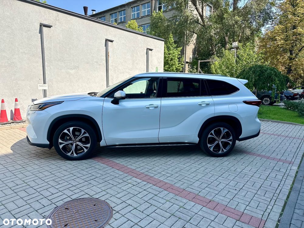 Toyota Highlander 2.5 Hybrid Executive Style - 12