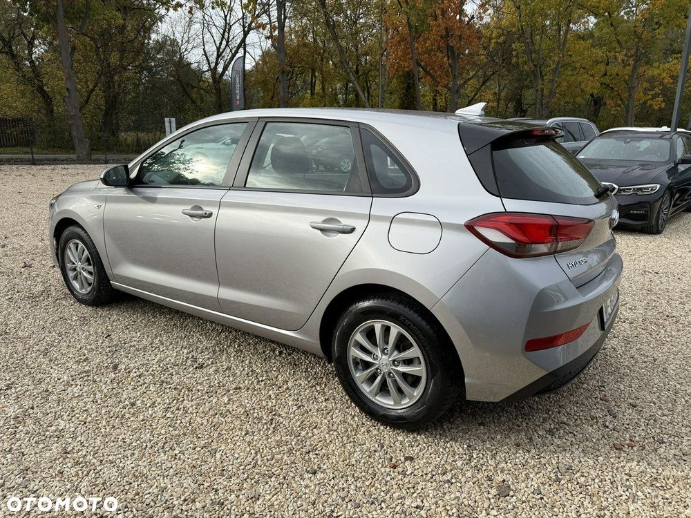 Hyundai i30 1.5 DPI Modern - 12
