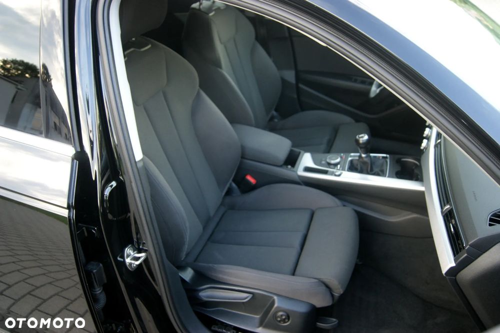 Audi A4 Avant 2.0 TDI - 36