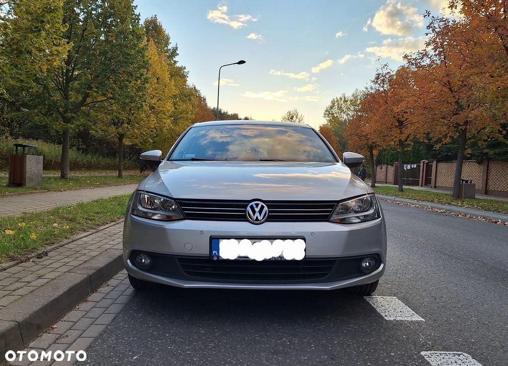 Volkswagen Jetta 1.4 TSI Comfortline - 2