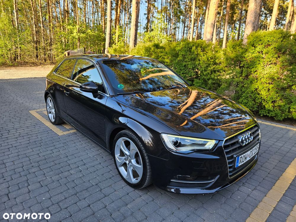 Audi A3 3-drzwiowe 2.0 TDI Attraction - 3