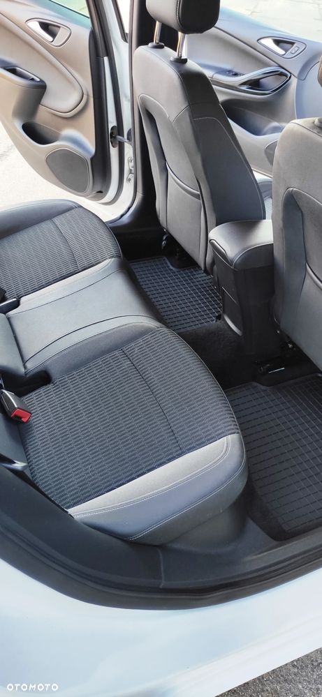 Opel Astra 1.5 D Start/Stop Business Elegance - 25