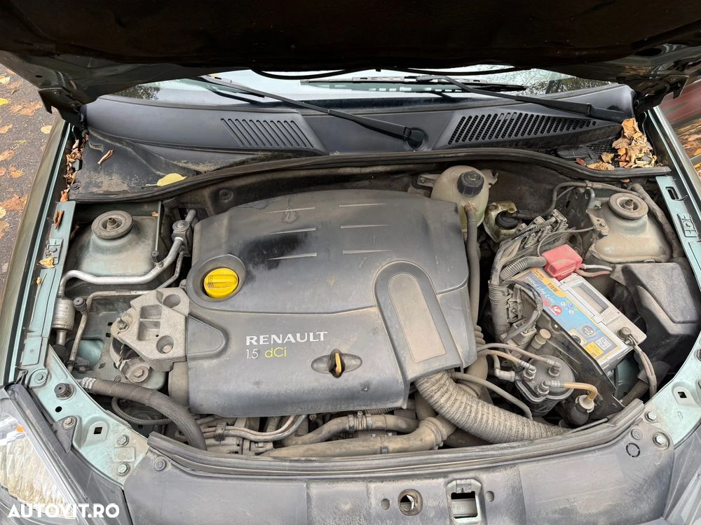 Dezmembrez Renault Clio Symbol verde 1,5 diesel 2007 Euro 4 TED97 - 5