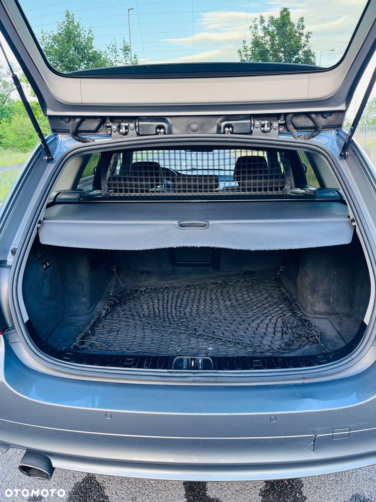 BMW Seria 3 318d - 19