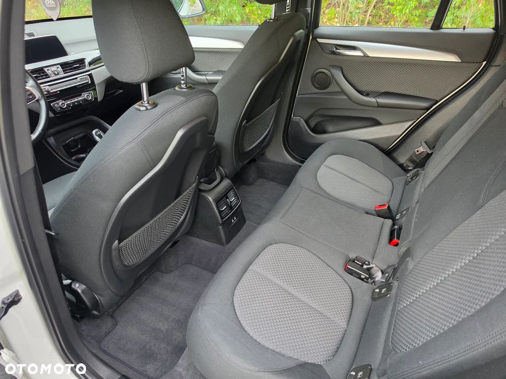 BMW X1 - 8