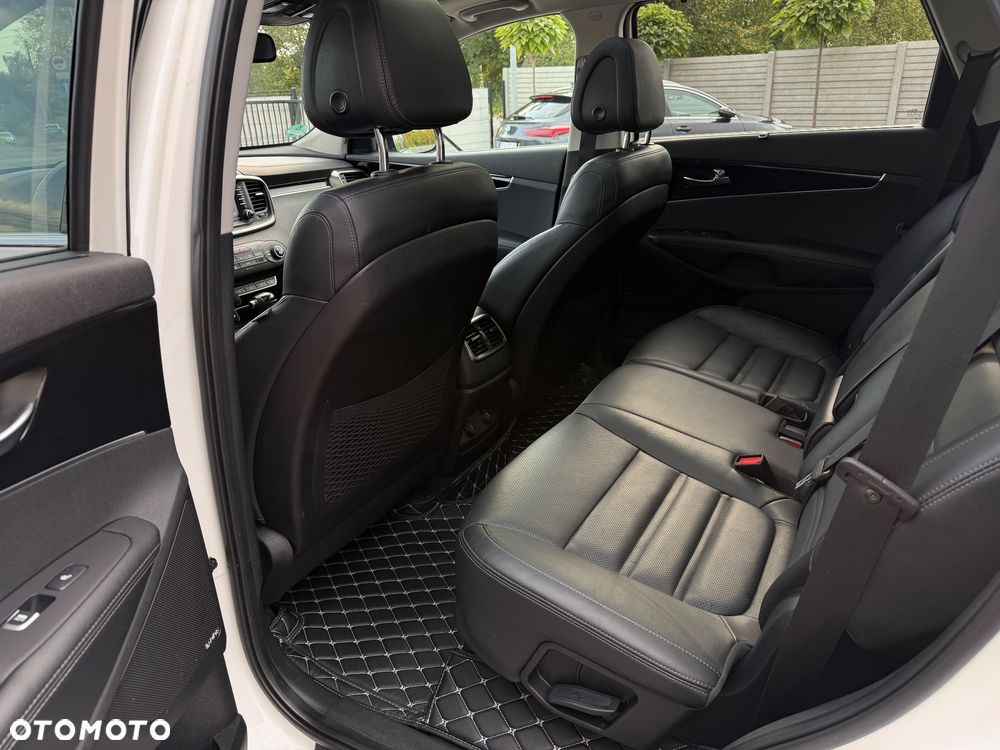 Kia Sorento 2.2 CRDi AWD Platinum Edition - 25