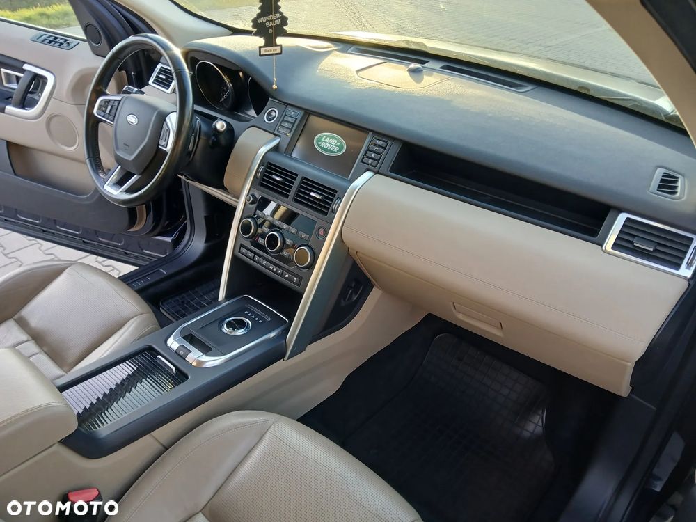 Land Rover Discovery Sport 2.0 TD4 HSE Luxury - 15