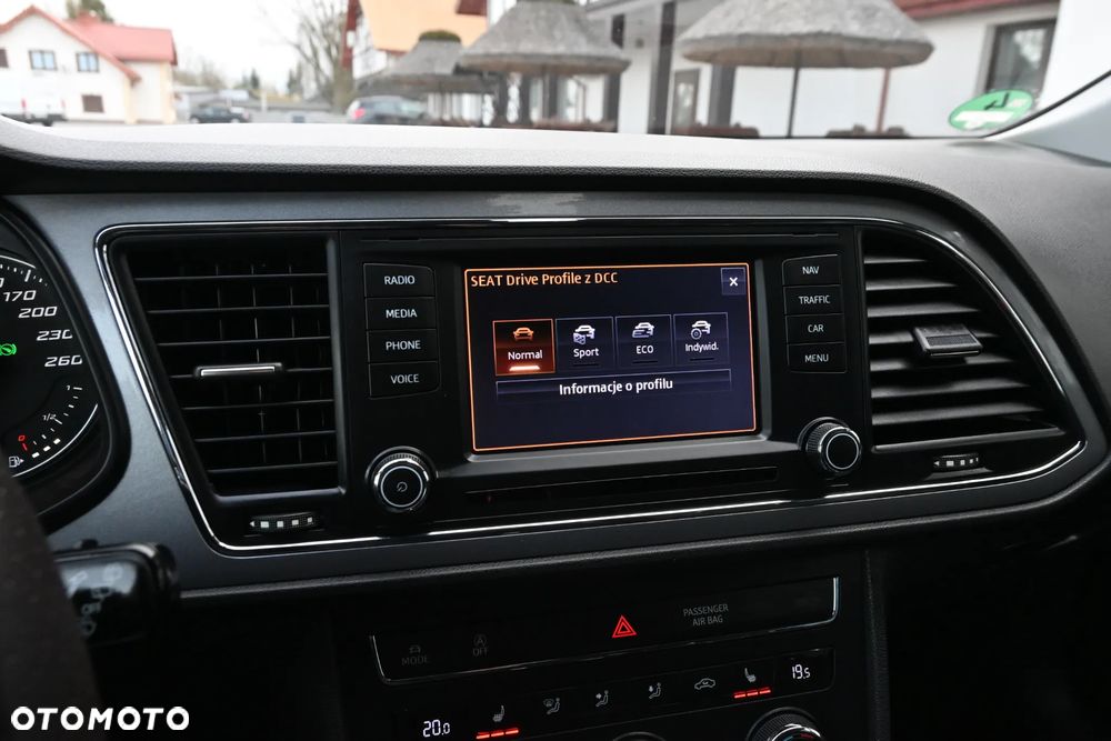 Seat Leon 1.8 TSI Start&Stop DSG FR - 40