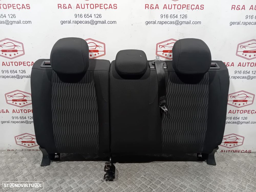 Conjunto de Bancos Peugeot 308 II SW em Tecido Original - 7