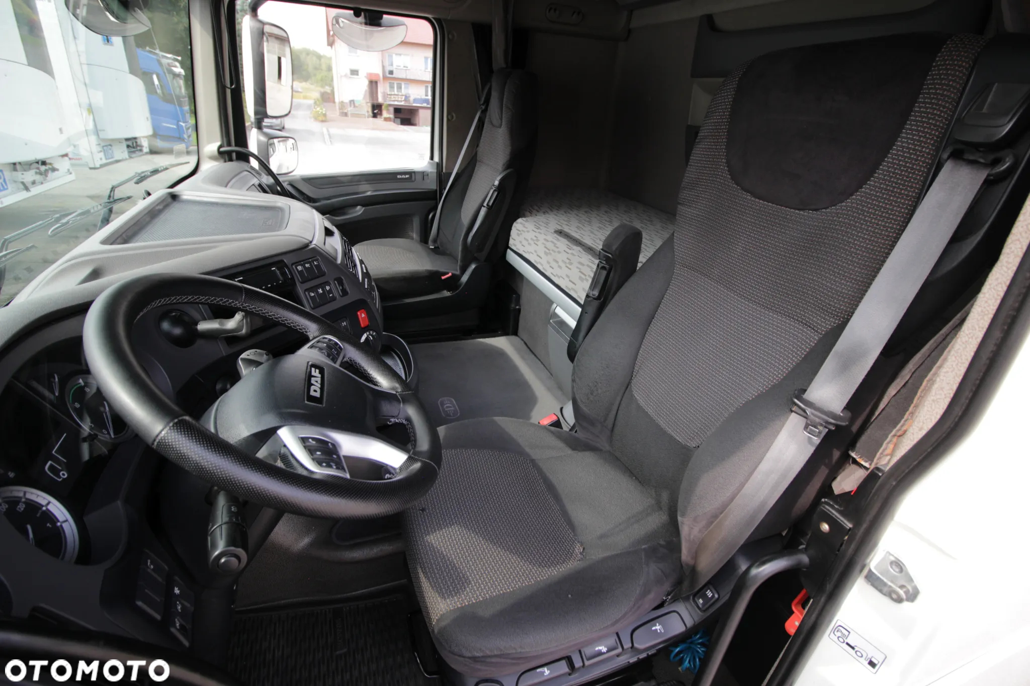 DAF XF 106.460 / SUPER SPACE CAB / AUTOMAT / STANDARD / LODÓWKA /  SUPER STAN - 17
