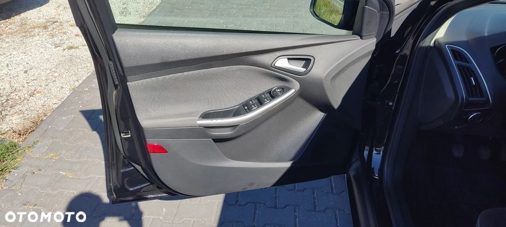 Ford Focus 1.0 EcoBoost Start-Stopp-System Ambiente - 20