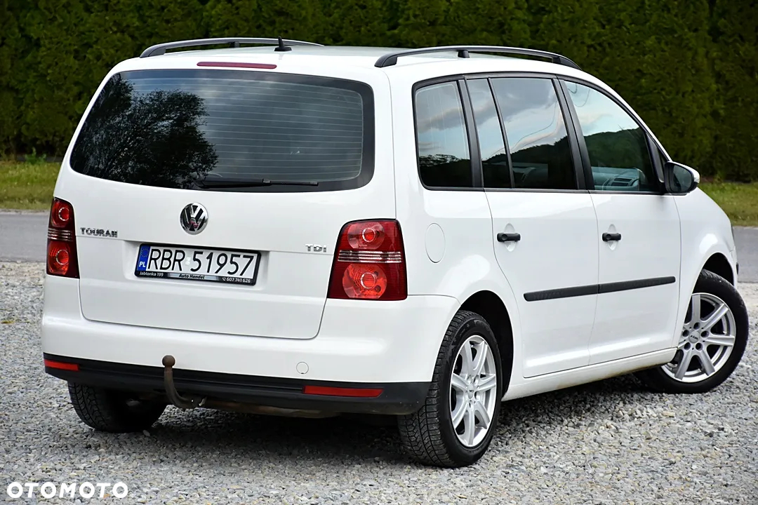 Volkswagen Touran 1.9 TDI Conceptline - 3