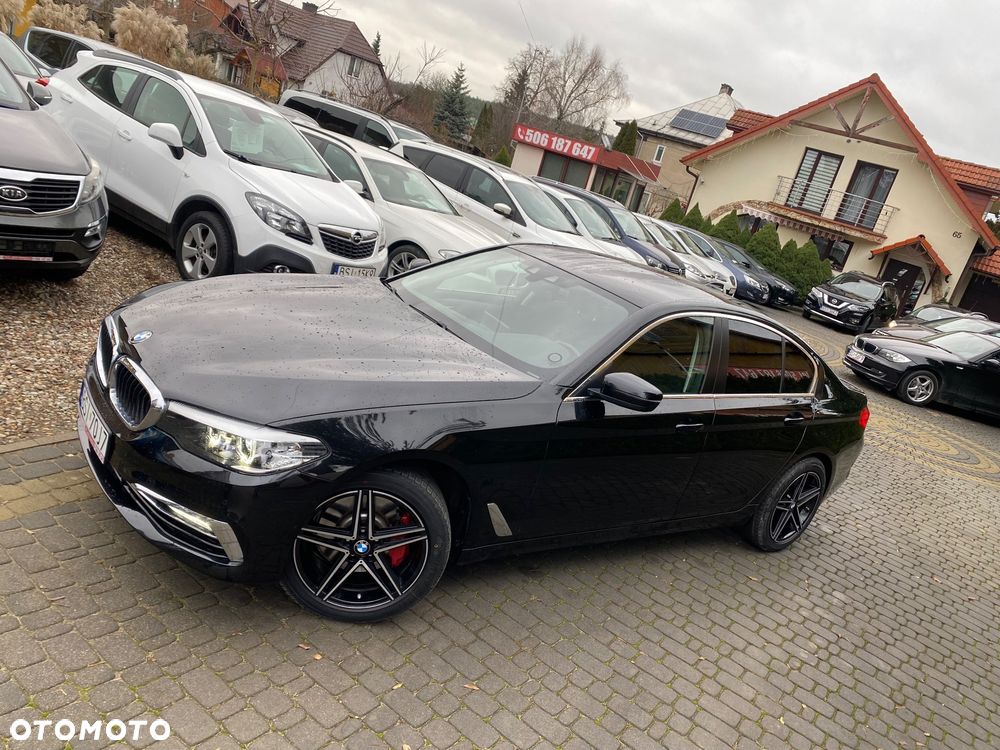 BMW Seria 5 530i Sport Line - 2