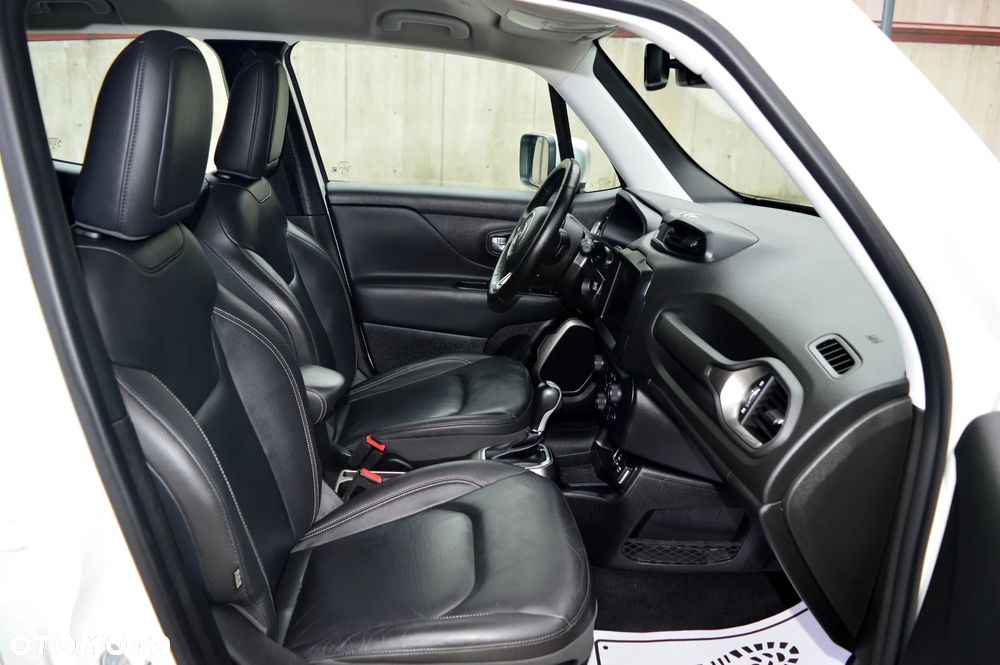Jeep Renegade - 10