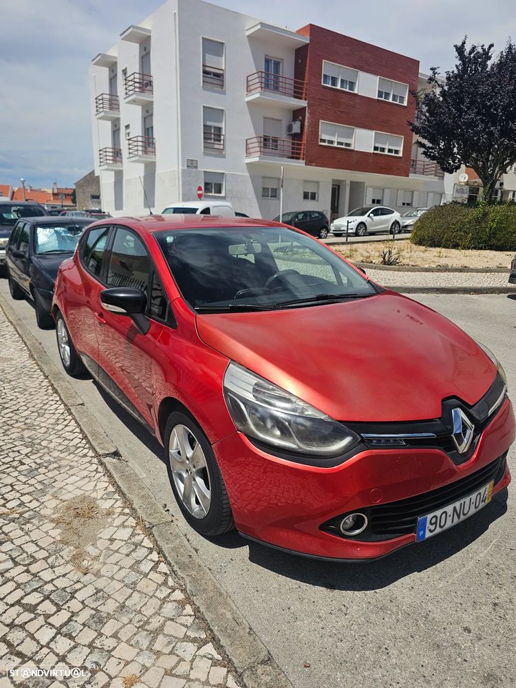Renault Clio 1.5 dCi Dynamique S - 2