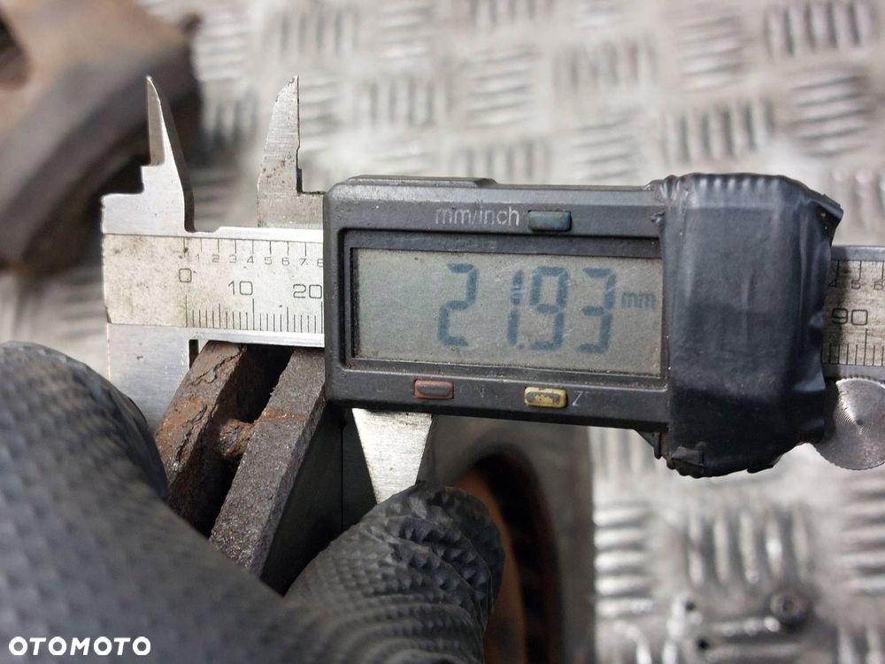 TARCZE HAMULCOWE PRZÓD + KLOCKI + ZACISKI VOLKSWAGEN GOLF VI 1.2 TSI - 5