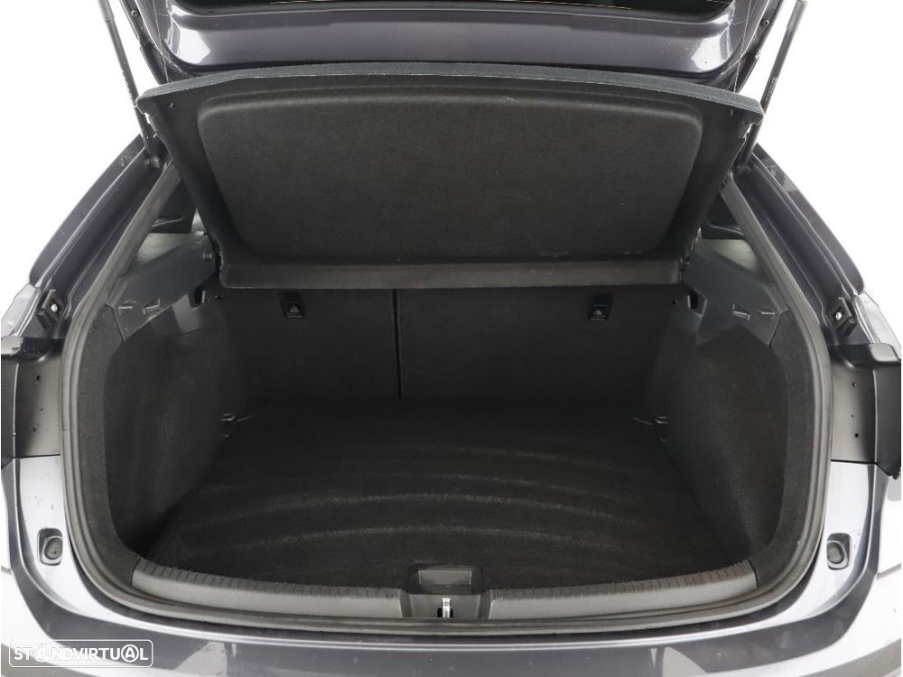 VW Taigo 1.0 TSI R-Line DSG - 21