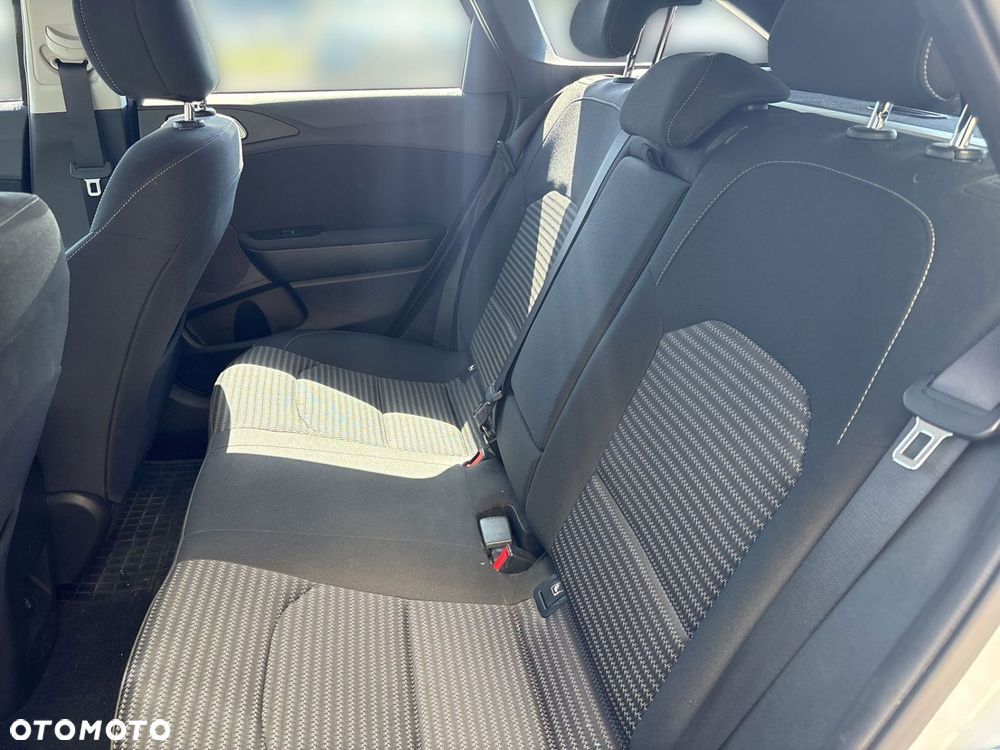 Kia Ceed - 16
