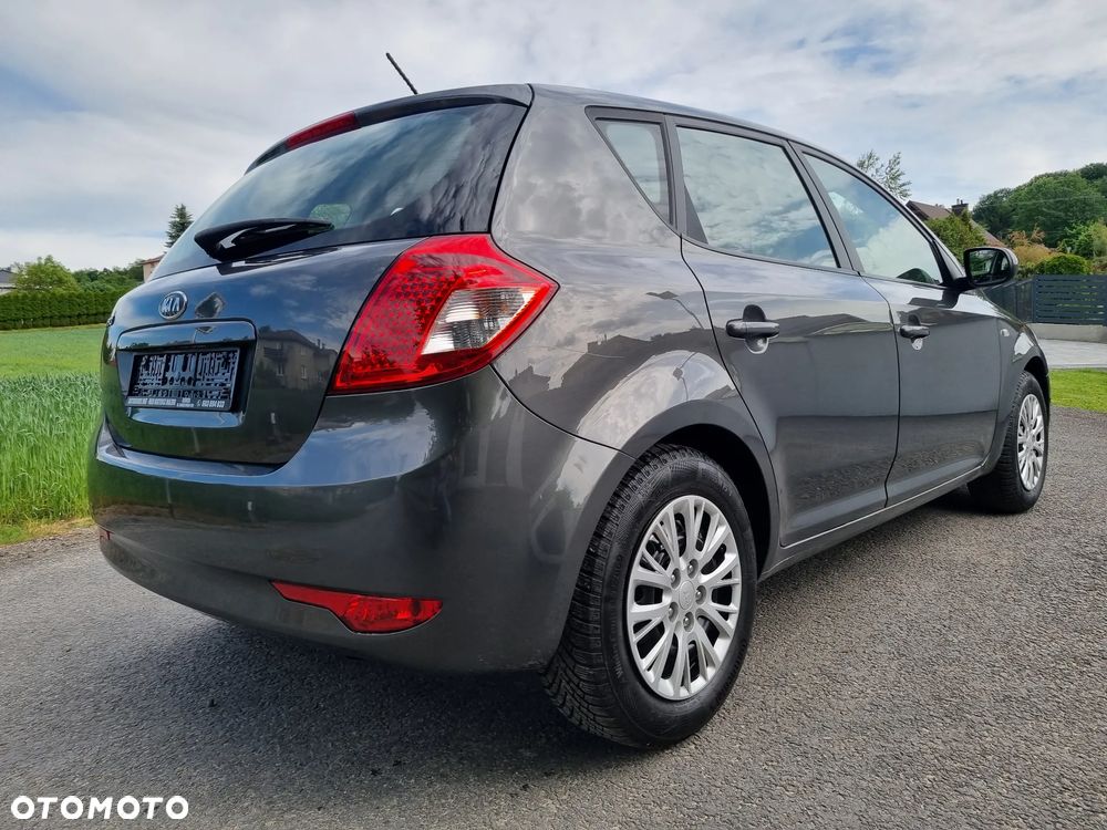 Kia Ceed 1.6 CVVT Vision - 9