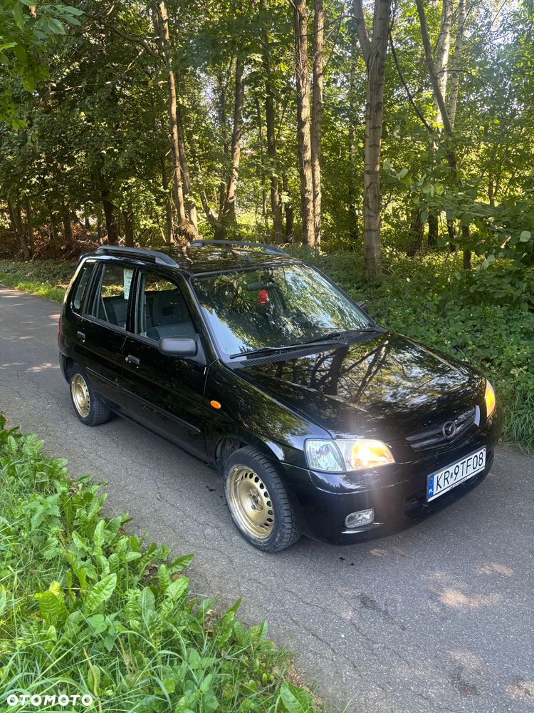 Mazda Demio - 1