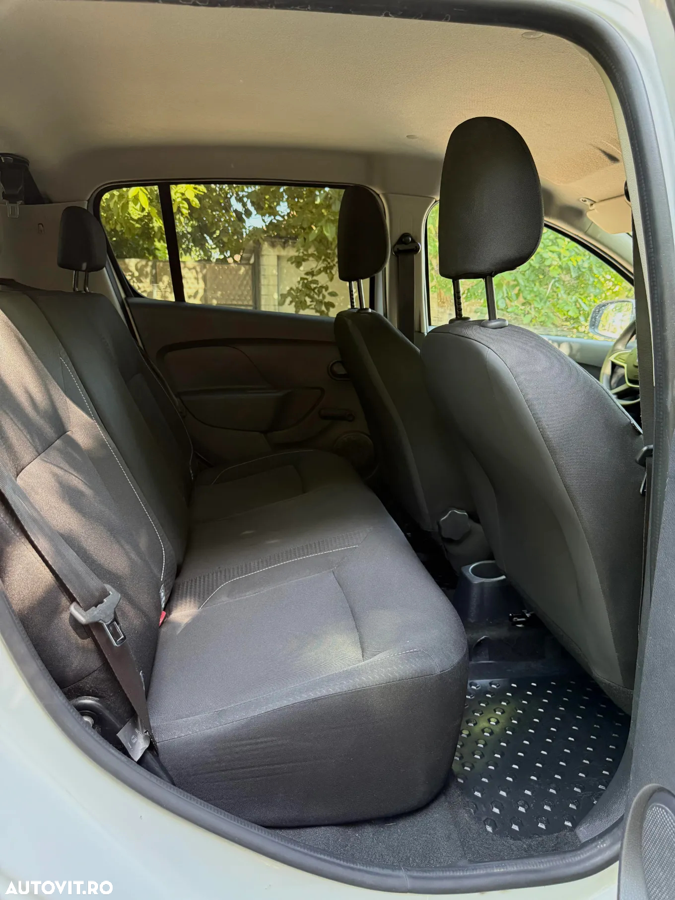 Dacia Sandero 0.9 TCe Laureate - 14